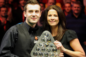 确保他在高 确保他在高